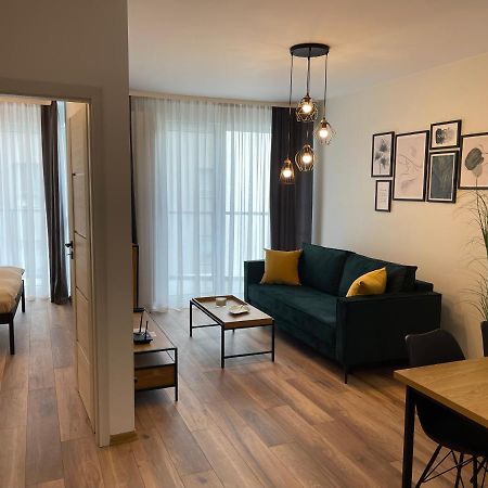 Newport Industrial Apartment Warsawa Bagian luar foto