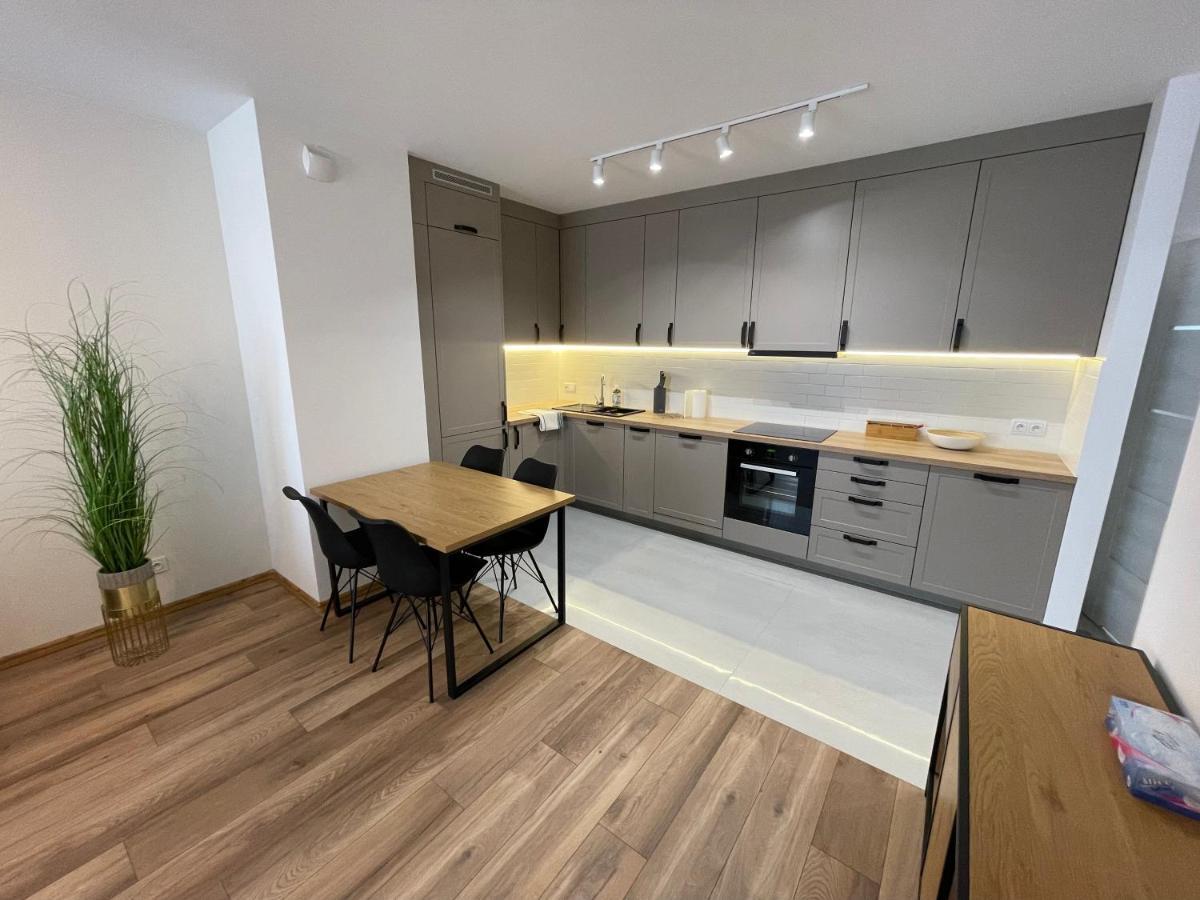 Newport Industrial Apartment Warsawa Bagian luar foto