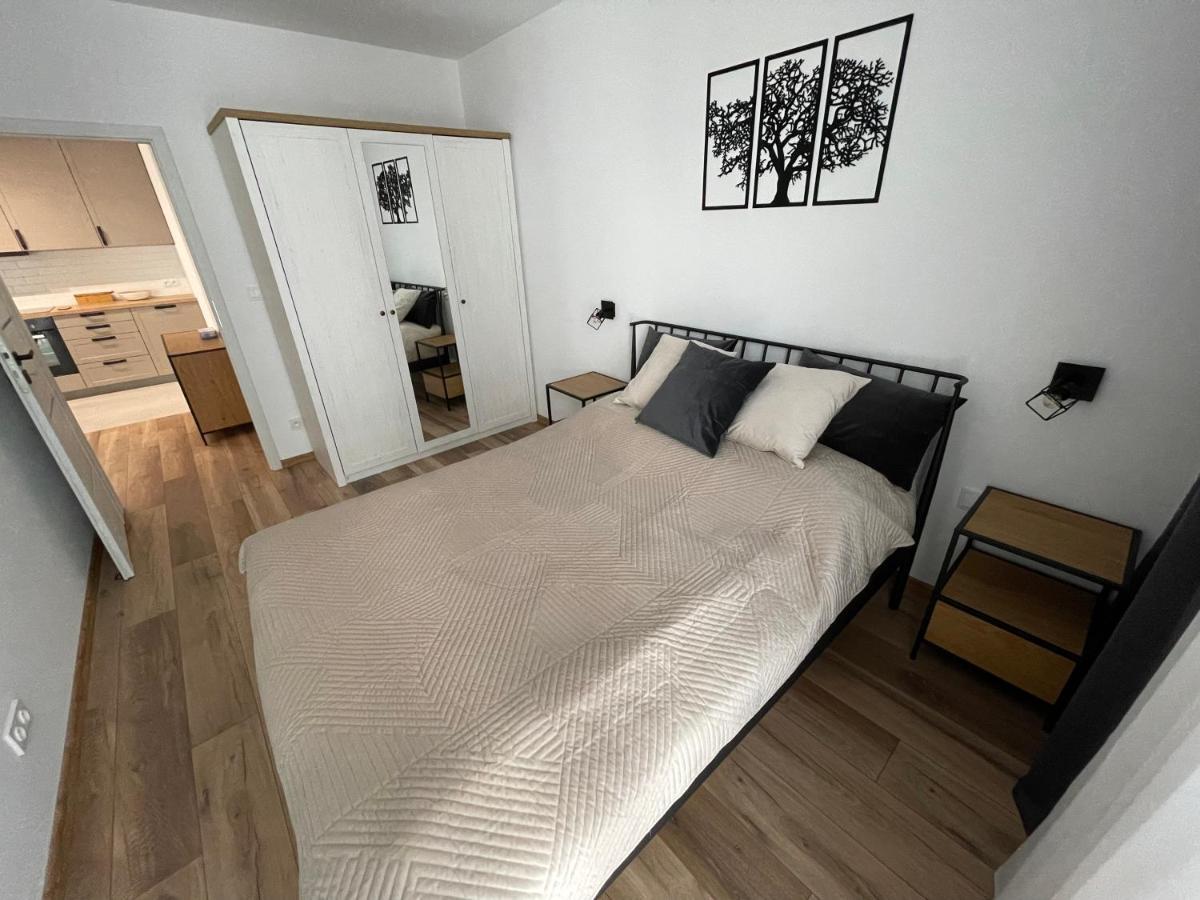 Newport Industrial Apartment Warsawa Bagian luar foto