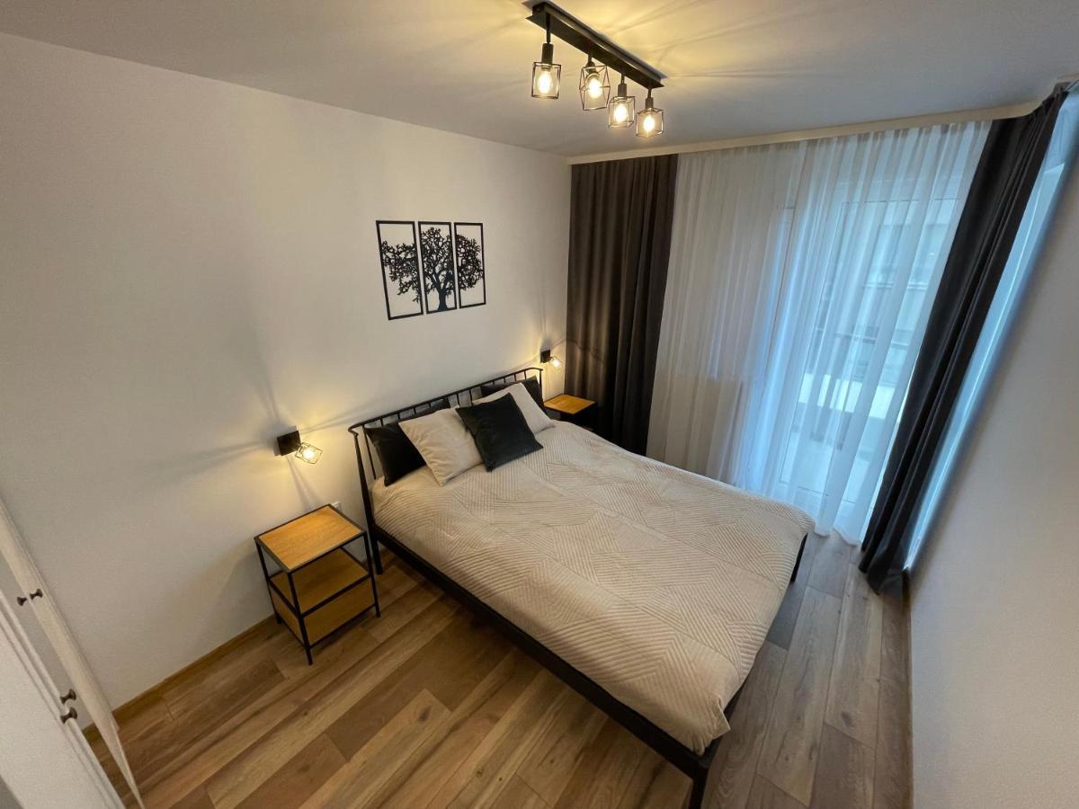 Newport Industrial Apartment Warsawa Bagian luar foto